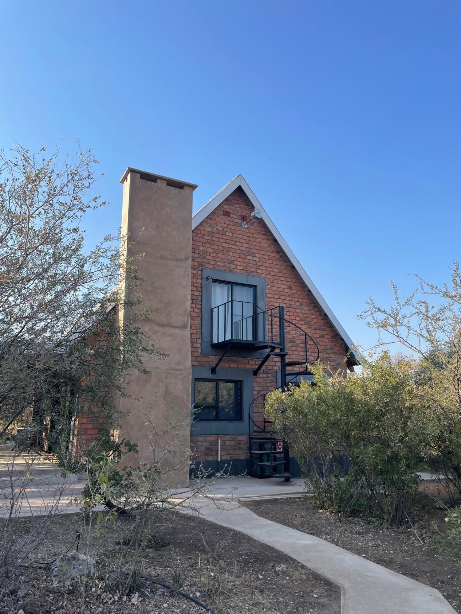 Olienhoff Guesthouse And Rest Camp Otavi Exteriér fotografie