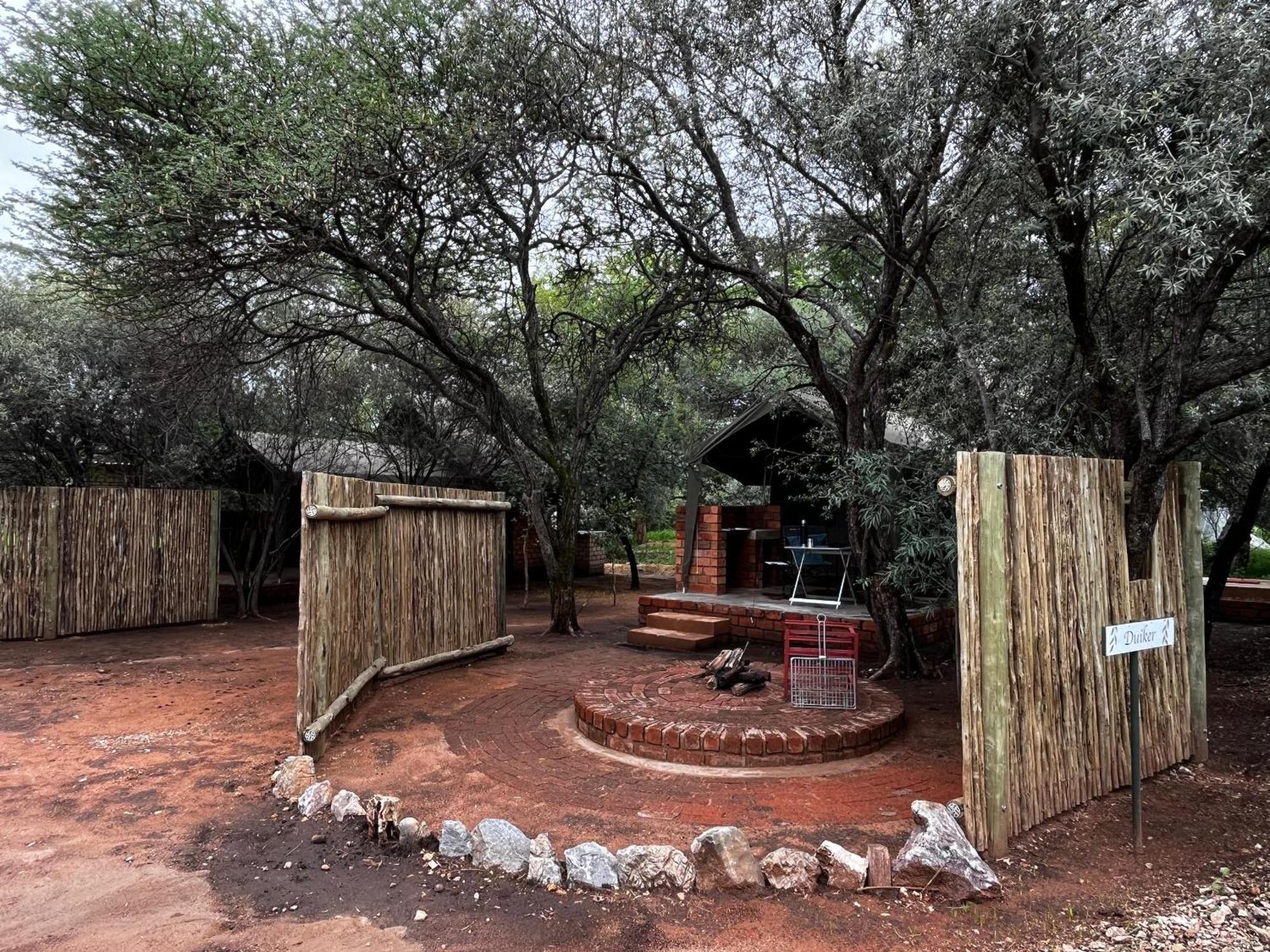 Olienhoff Guesthouse And Rest Camp Otavi Exteriér fotografie