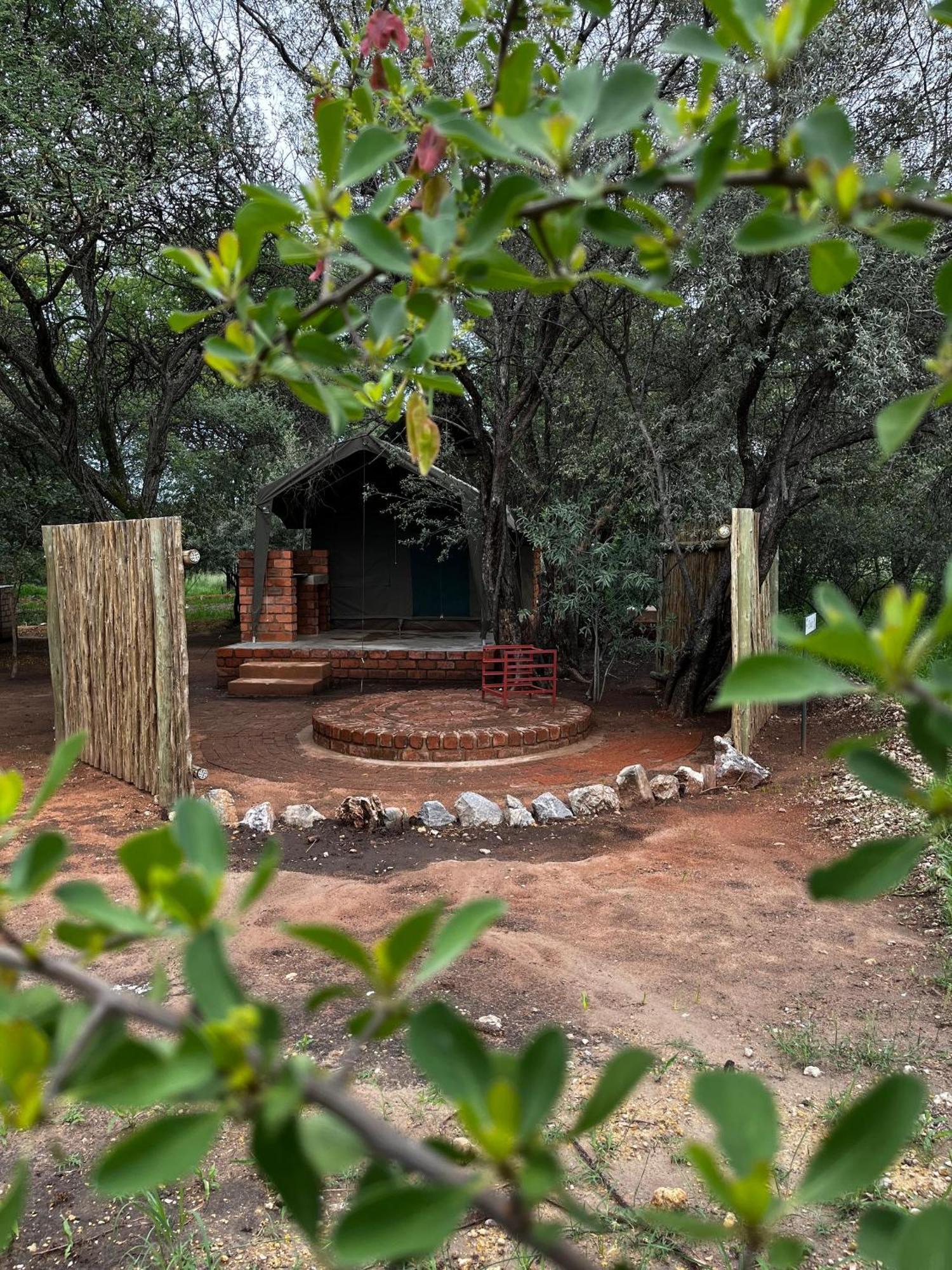 Olienhoff Guesthouse And Rest Camp Otavi Exteriér fotografie