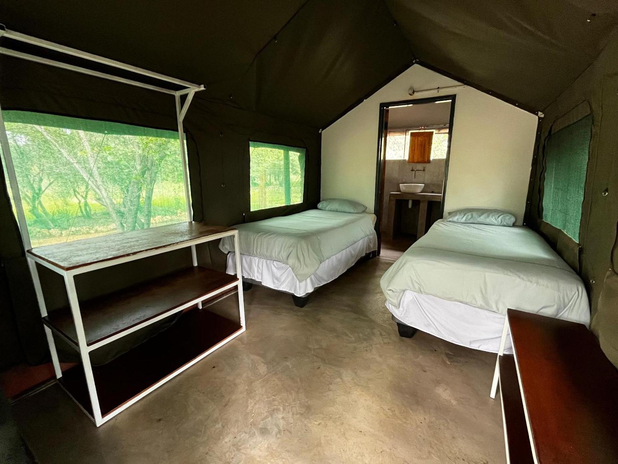 Olienhoff Guesthouse And Rest Camp Otavi Exteriér fotografie
