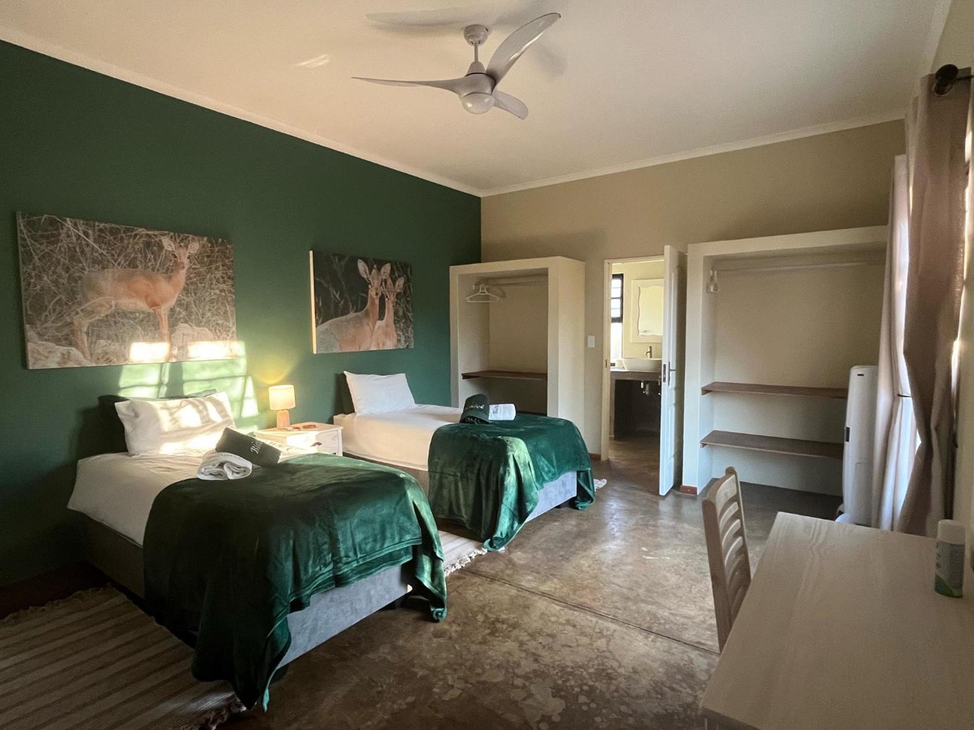 Olienhoff Guesthouse And Rest Camp Otavi Exteriér fotografie