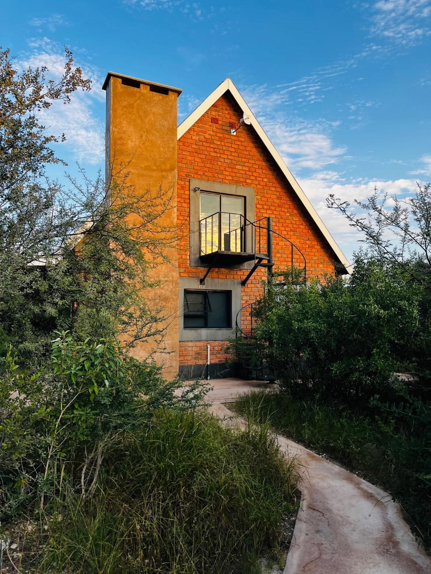 Olienhoff Guesthouse And Rest Camp Otavi Exteriér fotografie