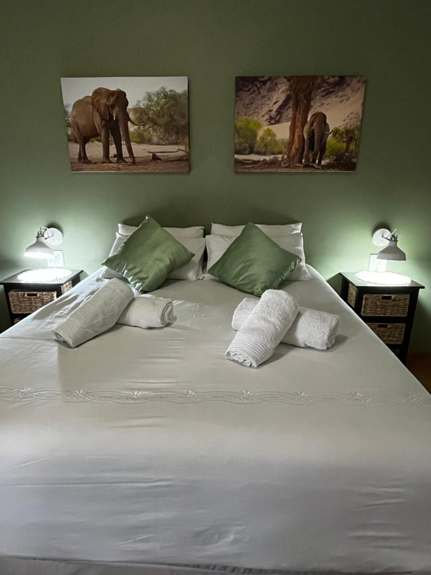 Olienhoff Guesthouse And Rest Camp Otavi Exteriér fotografie